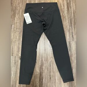 (NWT) Women’s LuluLemon Align High Rise Pant 28” (Size 14 in Black)
